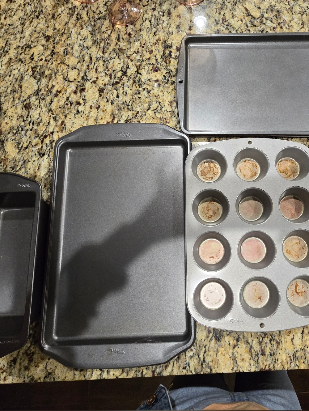 Wilton 5 Piece Nonstick Baking Sheets & Cupcake Pans - Picture 2 of 9
